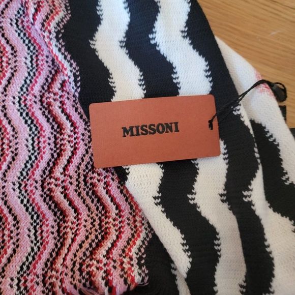 Missoni Made In Italy Zig Zag Fringed Ruana Wool Blend Scarf For Women's - Picture 5 of 9